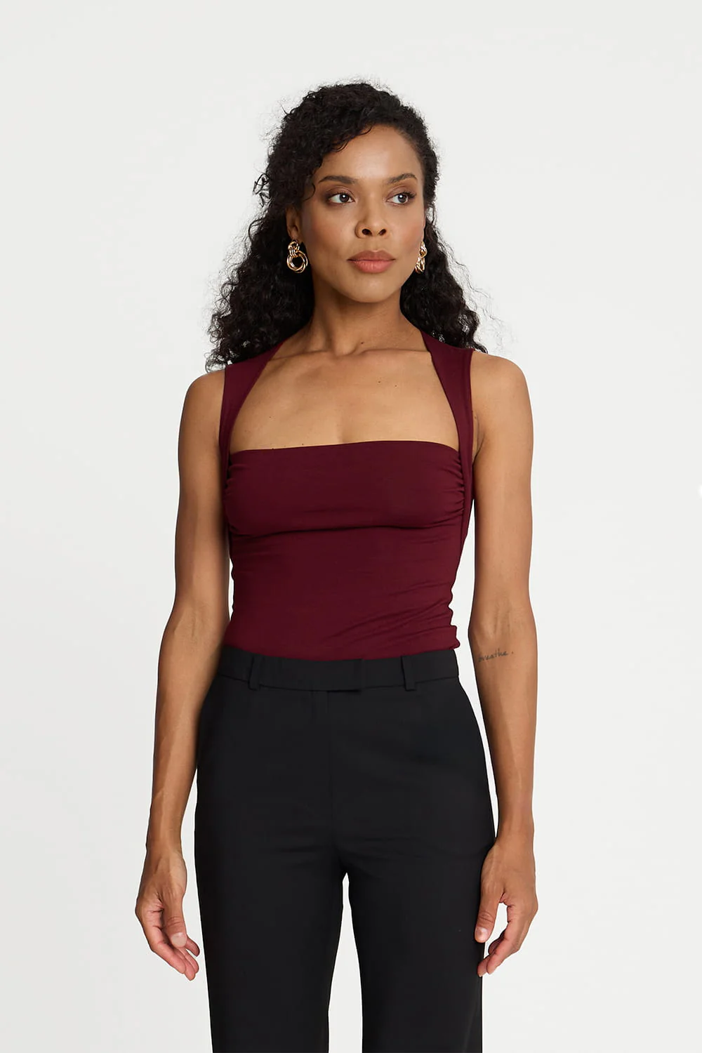 Top Miss Daring Burgundy
