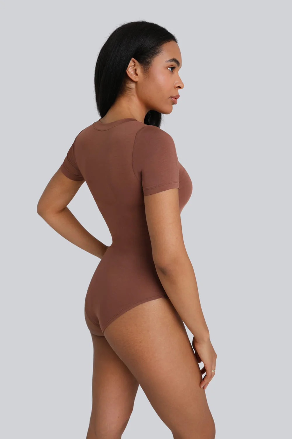 Body Miss Invisible Shortsleeve V-neck Chocolate - Image 6