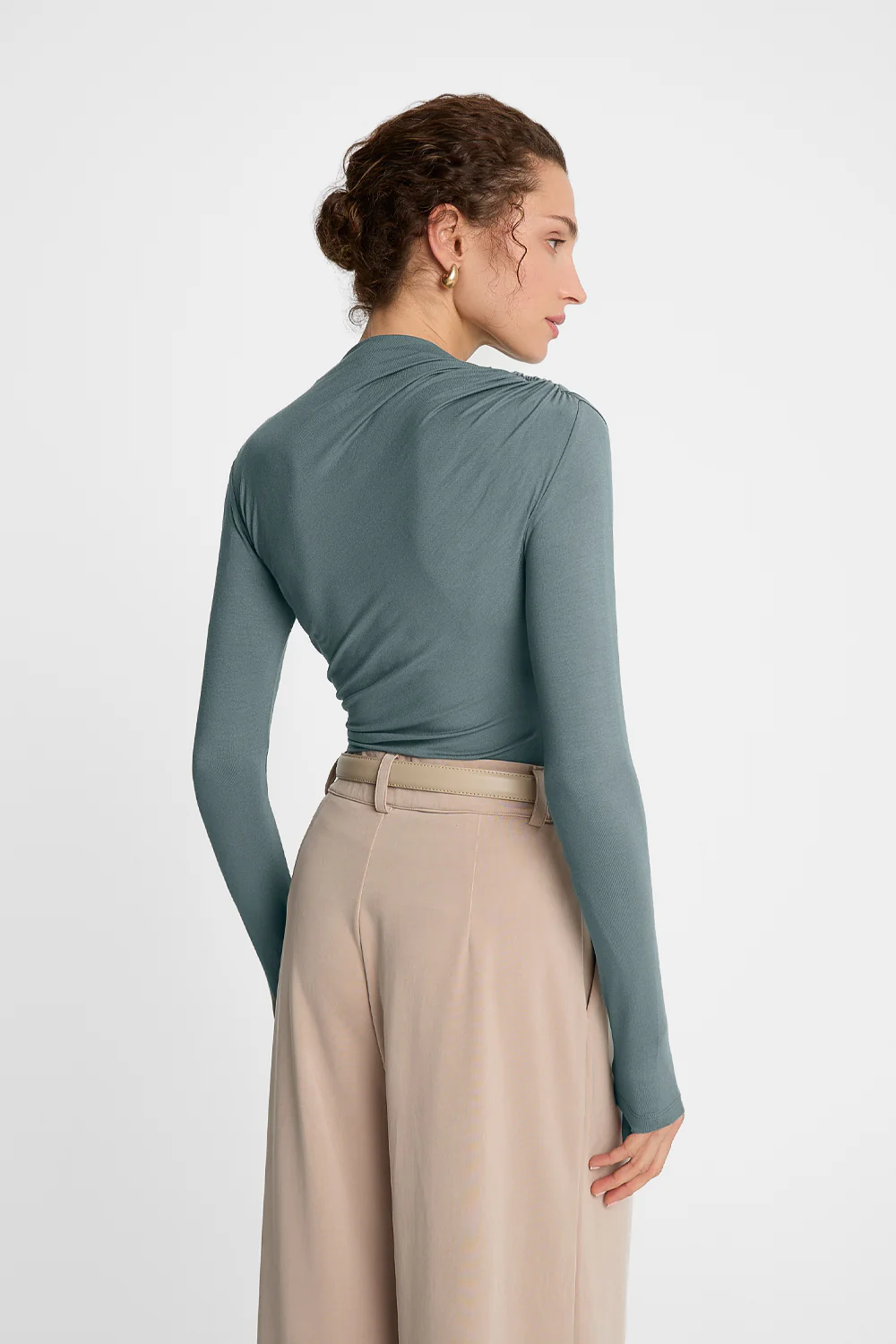 Longsleeve Miss Sculptural Olive - Image 7